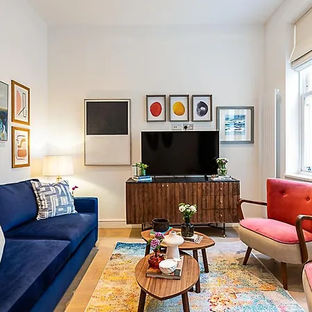 Stunning Earls Court Flat Apartment